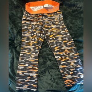 Nike Pro crop workout bottoms